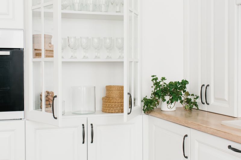 Cabinet Glazing Service