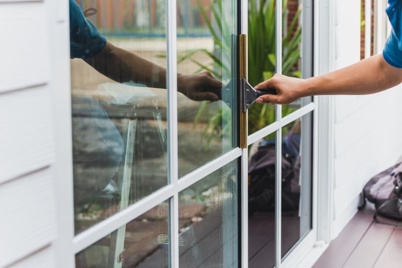 Cabinet Glazing Service